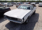 White Chevrolet Camaro SS 1969